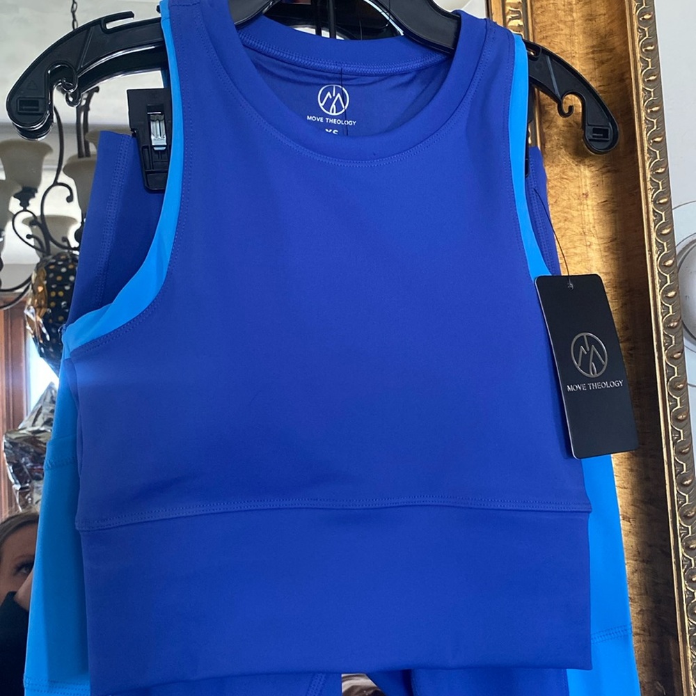 NWT color block legging and tank set